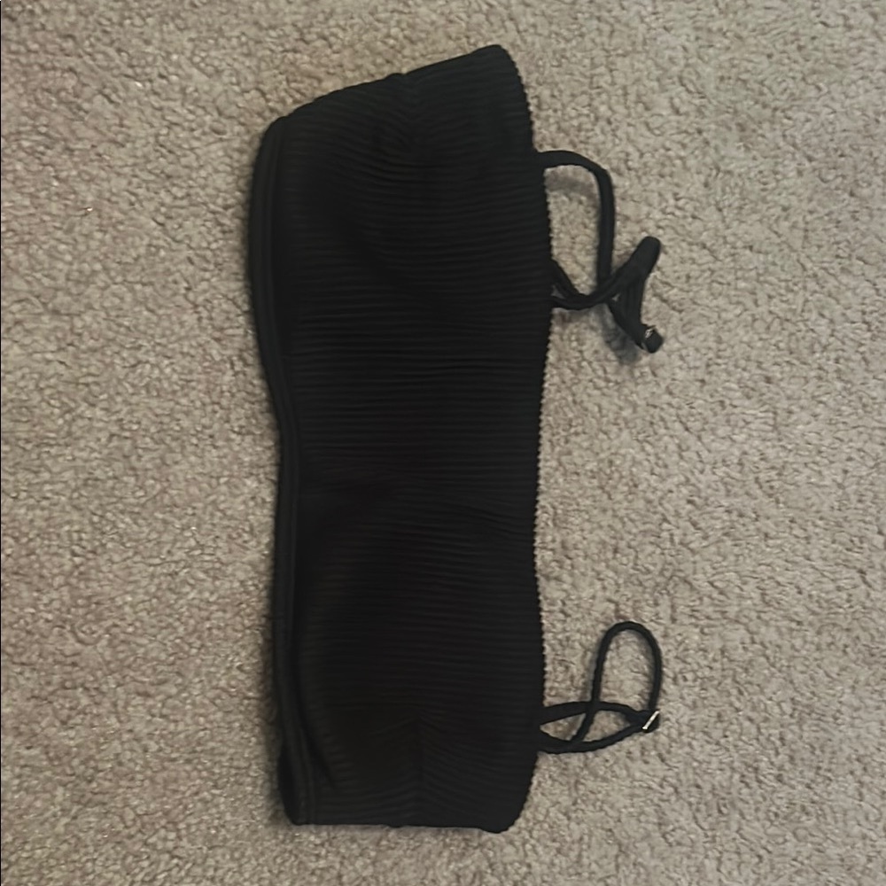 Hollister Black Bikini Swim Top Women’s Bathing Suit Top Size M